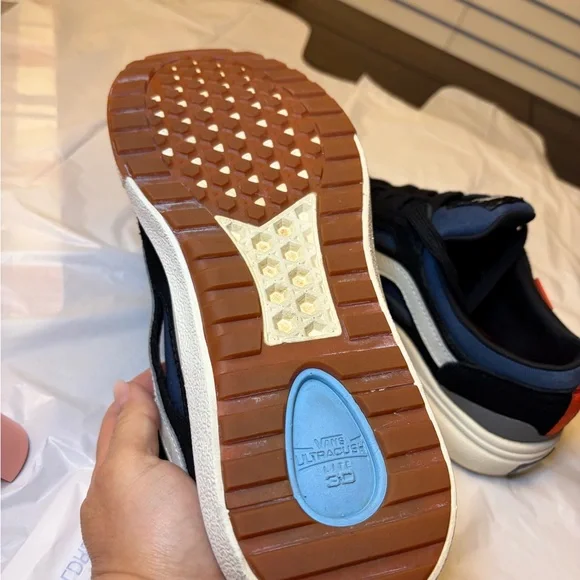 Vans UltraRange Blue and Black Shoes - Picture 4 of 5
